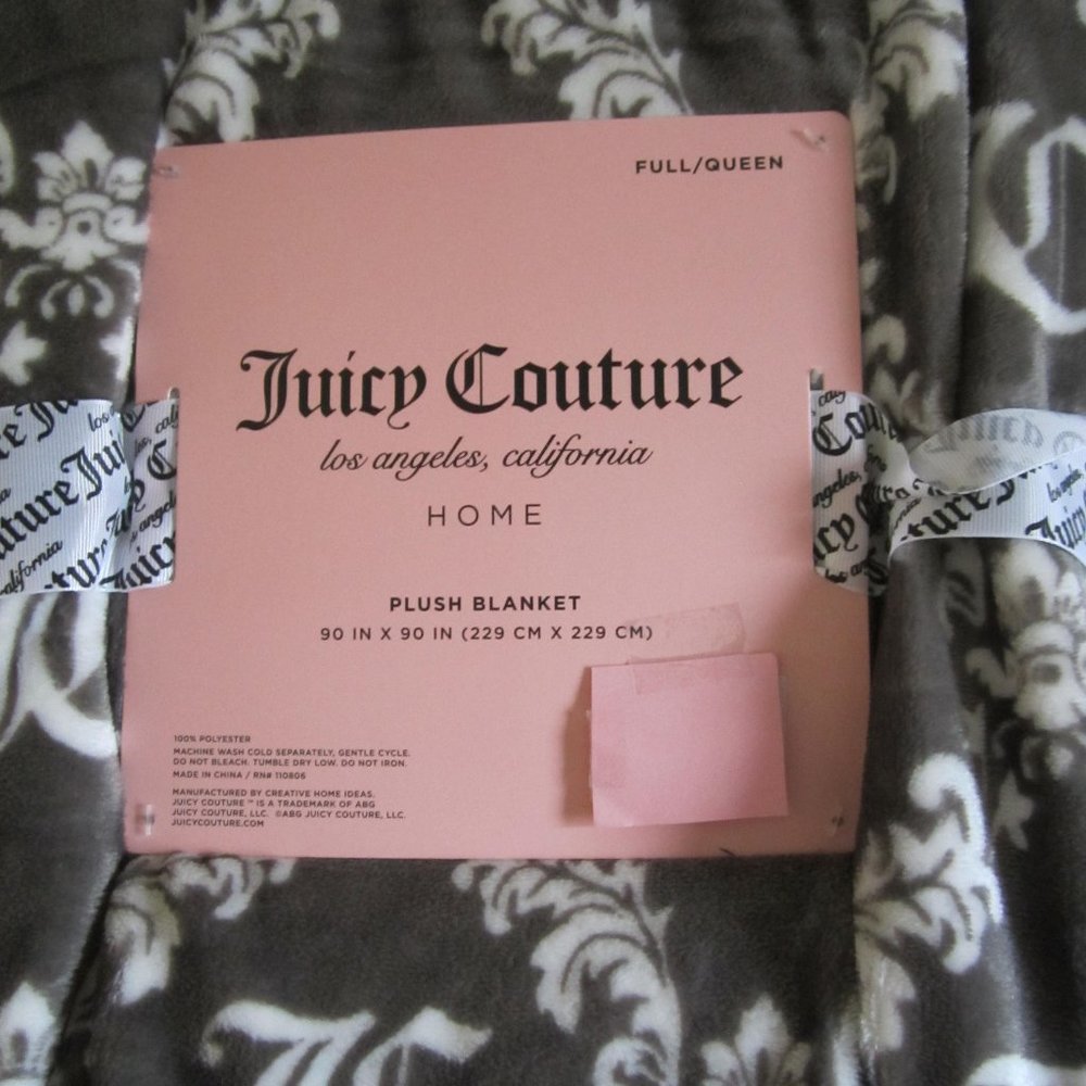 Juicy Couture 90"X90" JC Grey White Home Throw Blanket Full/Queen - Picture 4 of 5